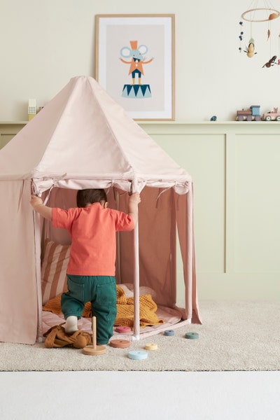 Pavilion tent light pink