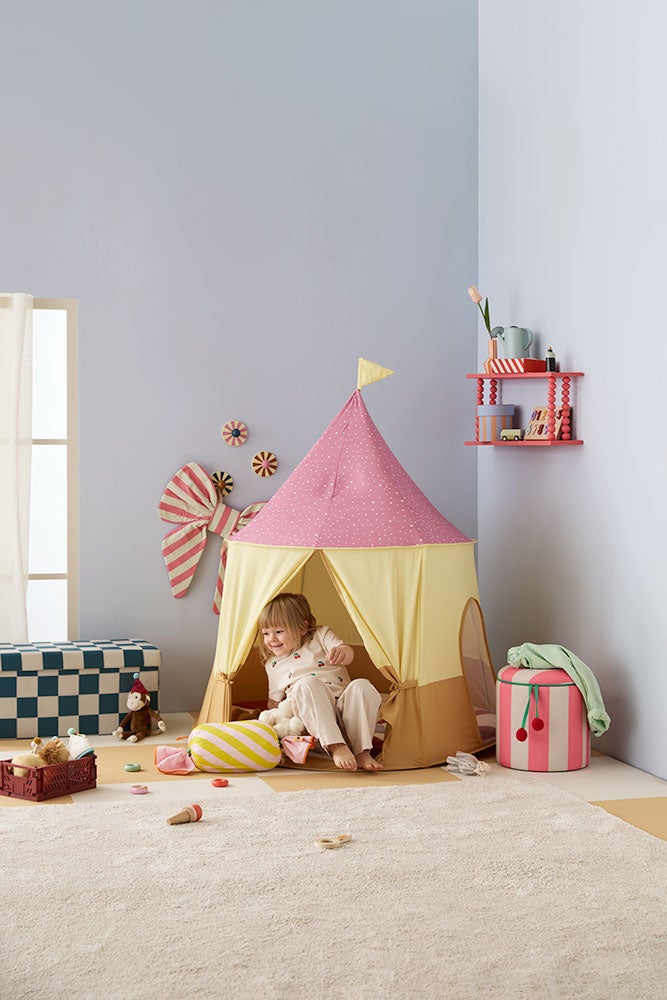 Tent circus pink