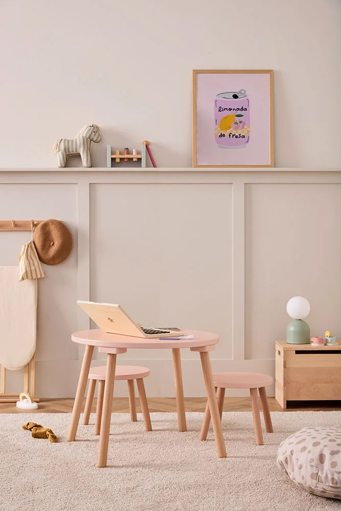 Don't place furniture along the walls.