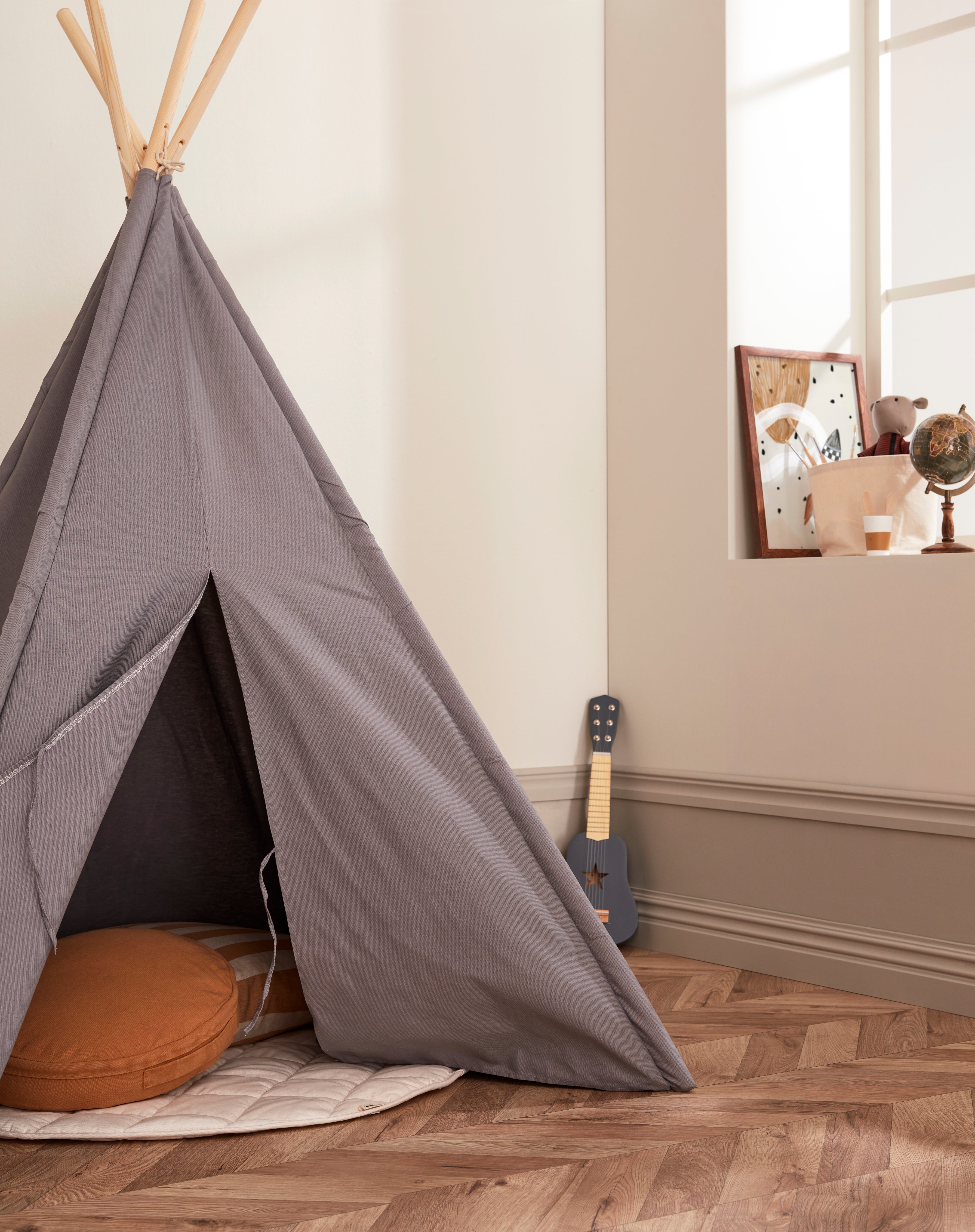 Tipi tent grey